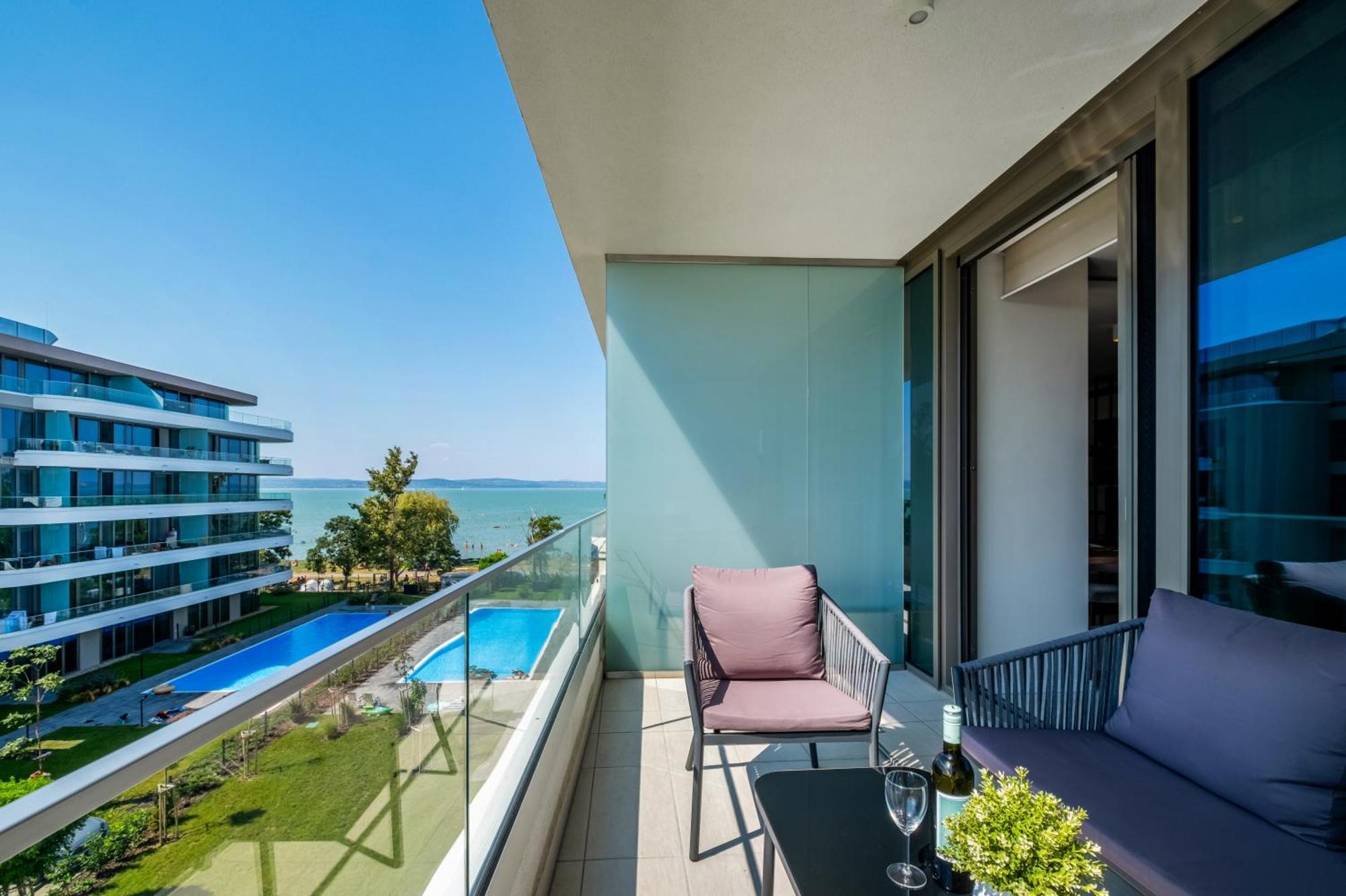 Myflat Wave Luxury 44 Suite 시오포크 외부 사진
